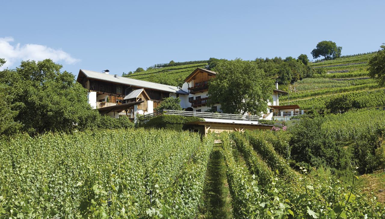 Strasserhof Tenuta-Weingut Vahrn Exterior photo